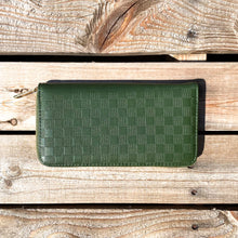 Load image into Gallery viewer, Olive Green Wallet with Checker Design